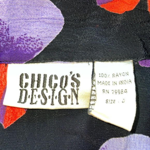Chico’s Design Floral Purple and‎ Red Button Down Shirt - Picture 2 of 6